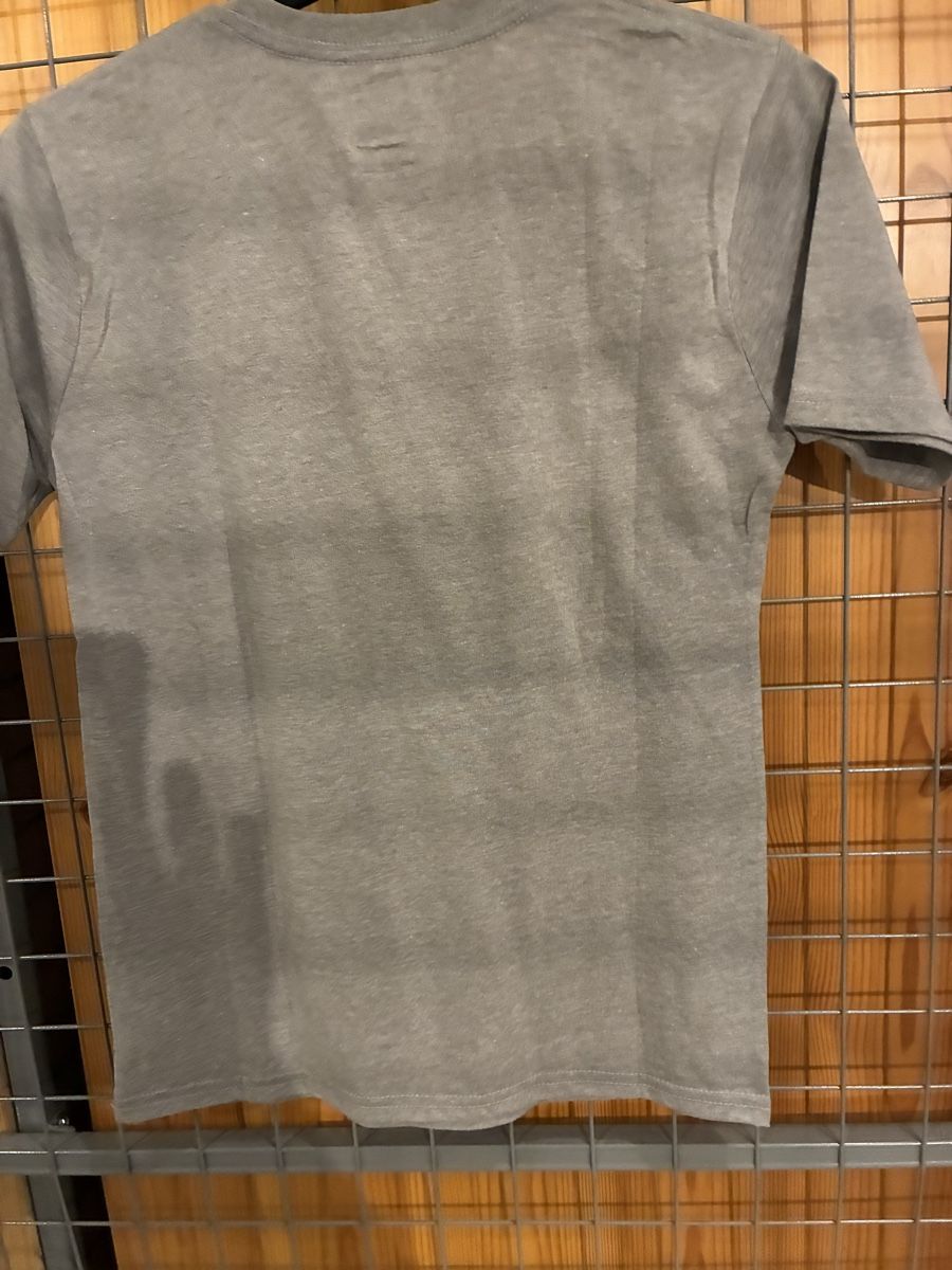 NHL Camicie, T-shirt & Polo: T-Shirt NHL Toronto Maple Leafs grau Grösse M – Nuovo e nell'imballaggio originale da Zürich venduto da Msirco 2
