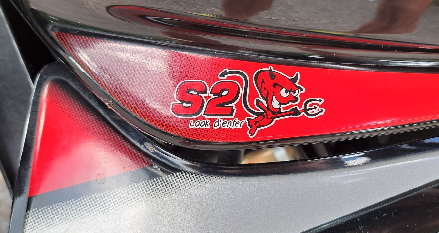 Suzuki Strada: Suzuki GSF 1250A Bandit – Usato da La Chaux-de-Fonds venduto da bd83 4