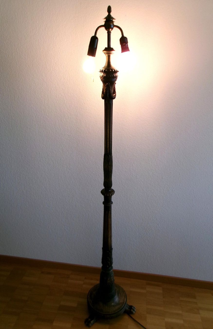 Lampen: Antike Stehlampe mit Tatzenfuss – Gebraucht aus Solothurn von Rangoo 8