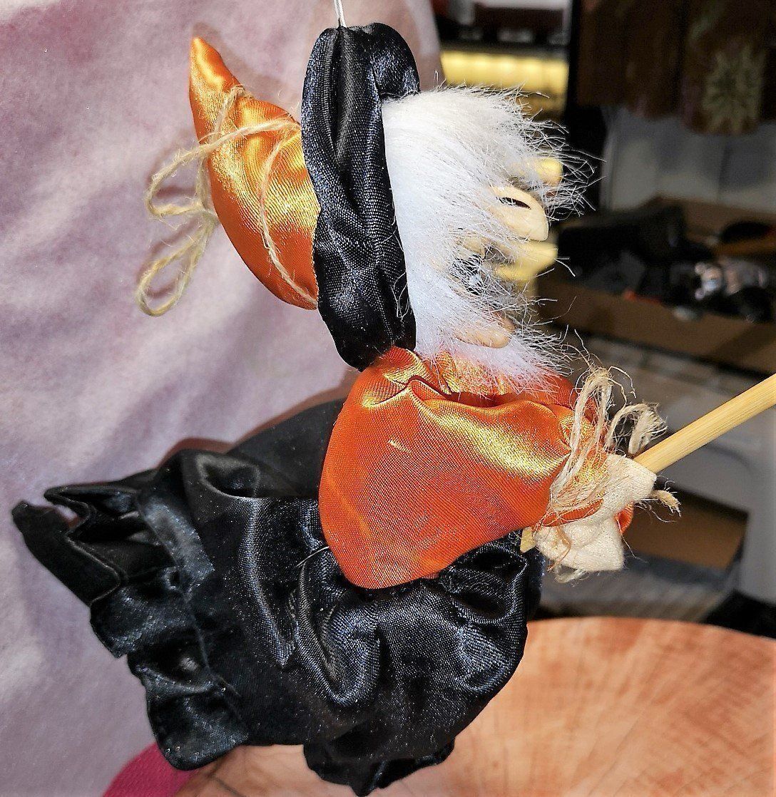 Figuren: Hexen – Neu (gemäss Beschreibung) aus Lutzenberg von Pinschi01 3