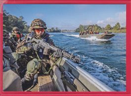 INFANTERISTEN IN ÜBERSETZBOOT