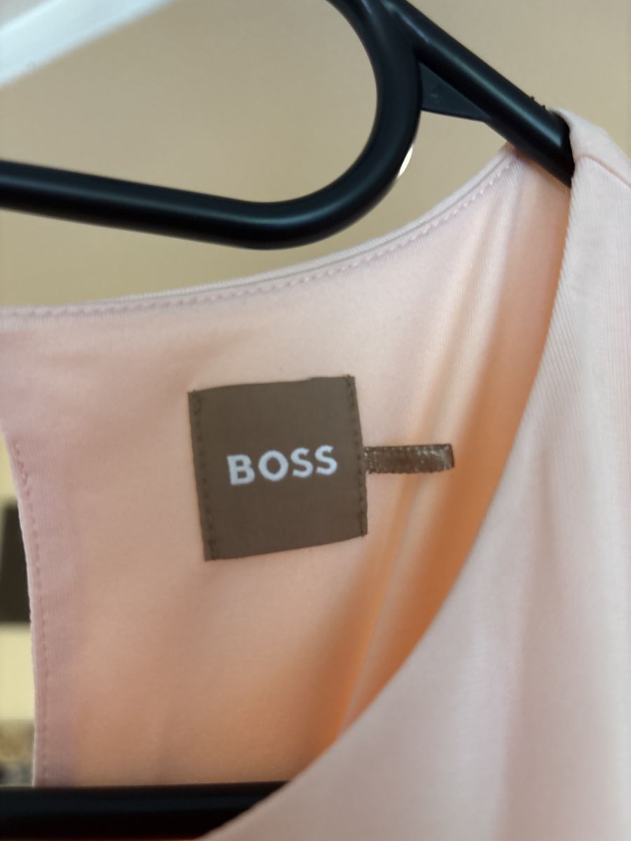 Hugo Boss Kleider: Midi-Kleid Hugo Boss – Neu (gemäss Beschreibung) aus Sisseln AG von Gommibaerli87 1