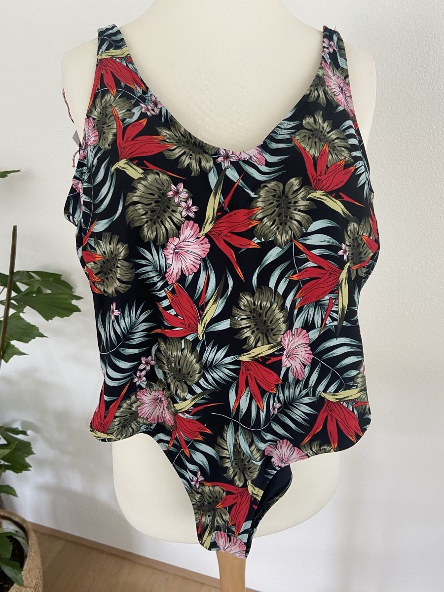 Calzedonia Badekleider & Bikinis: Badeanzug M von CALCEDONIA – Gebraucht aus Tumegl von Ina_d6I2