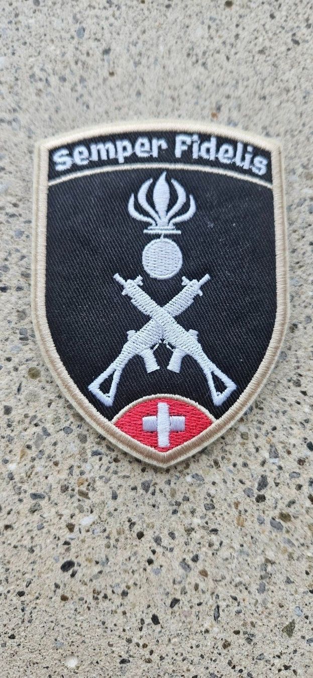 Schweizer Armee Placchette & Badge: *** Spez. Badge Grenadier mit klett *** – Nuovo e nell'imballaggio originale da Riedholz venduto da fr_sIruP