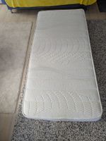 Matratze mit Bezug gute Zustand 90x200cm