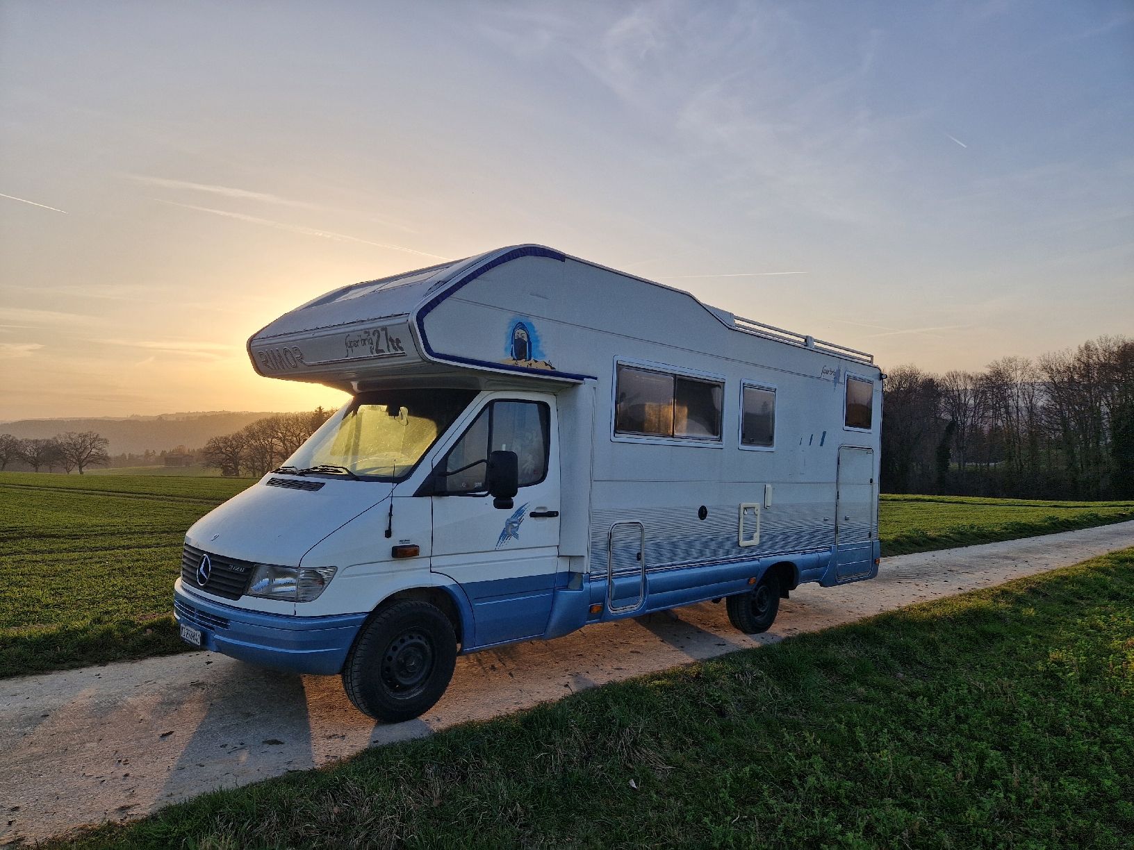 Mercedes-Benz Veicoli da campeggio: camping-car mercedes 312d – Usato da Châtelard-p-Romont venduto da lou_hf7m