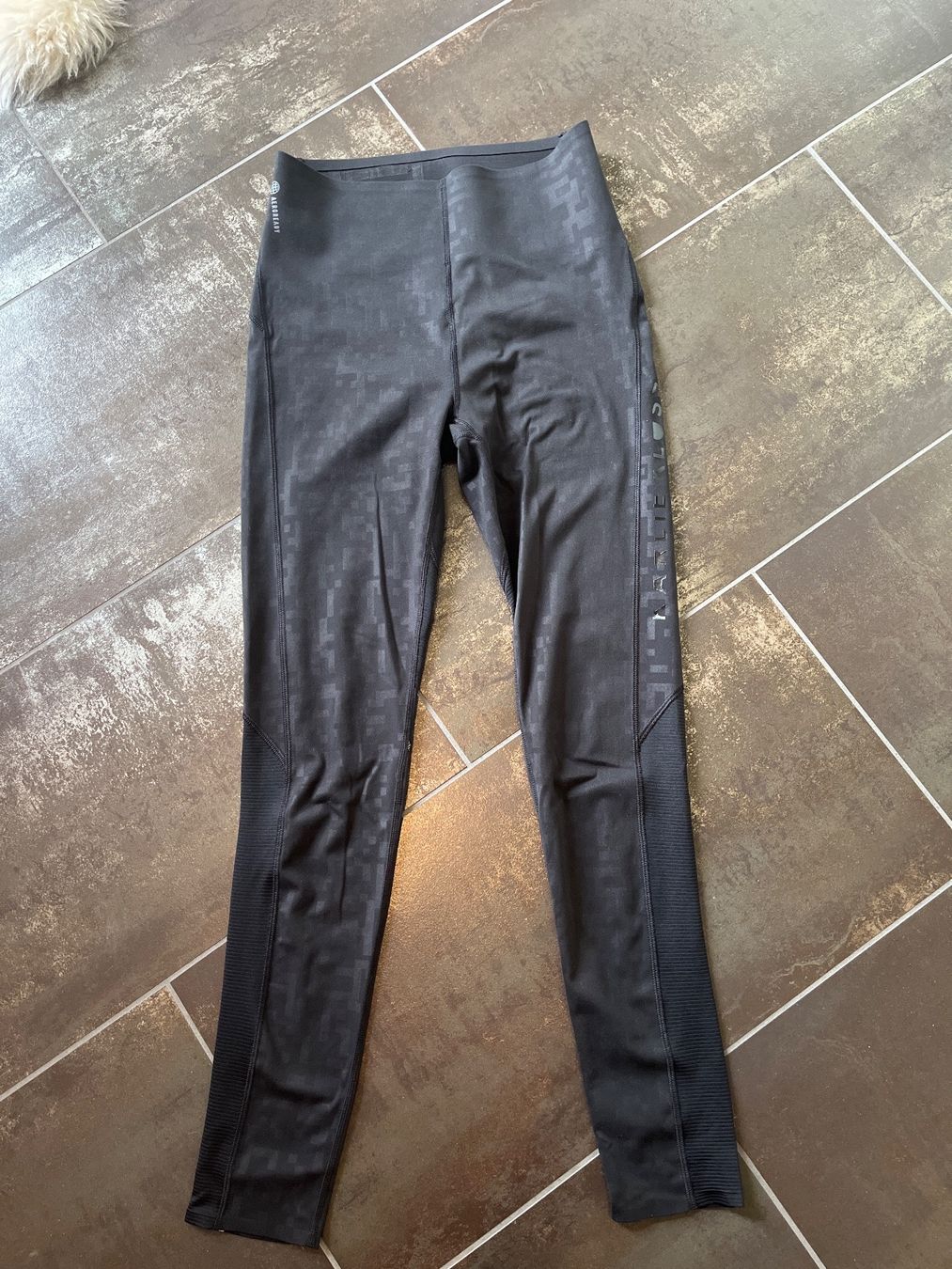 Adidas Leggings: Adidas Sport Tights – Usato da Hombrechtikon venduto da Kaatja