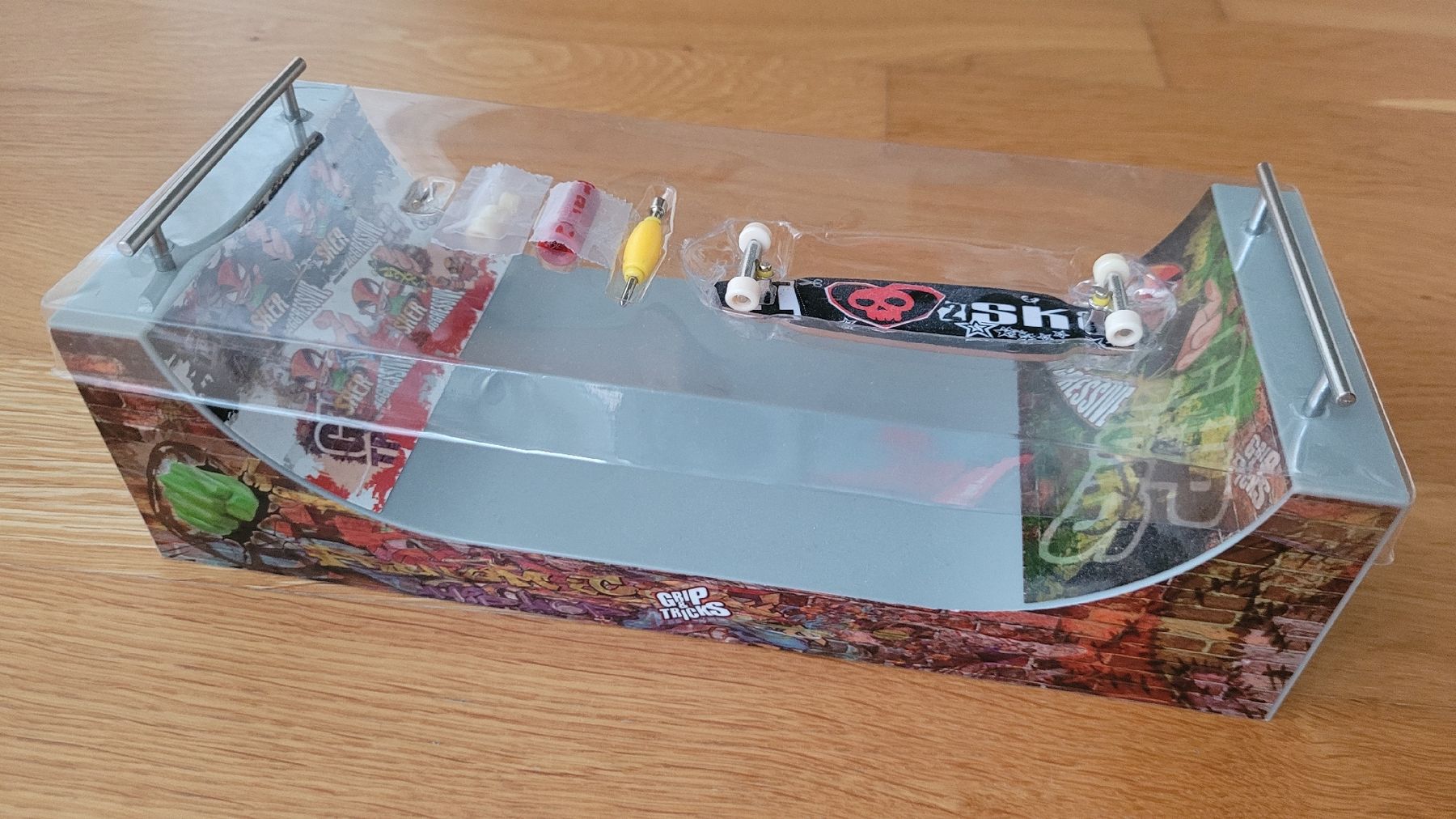 Giocattoli: Finger Skateboard – Usato da Langnau am Albis venduto da maj_hz95 5