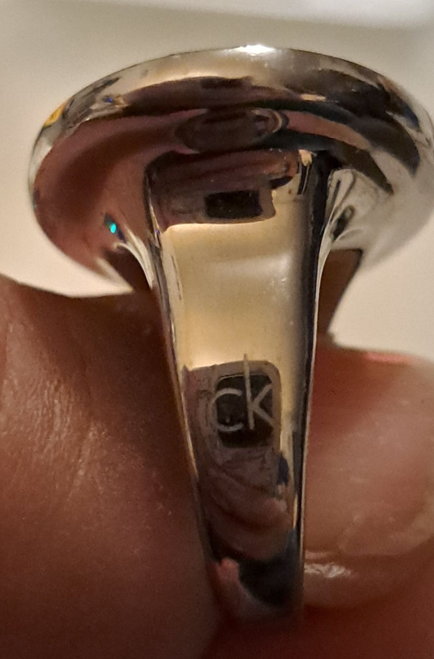 Calvin Klein Anelli: Bague Calvin Klein noir – Usato da Biel/Bienne venduto da raf_2yqq 1