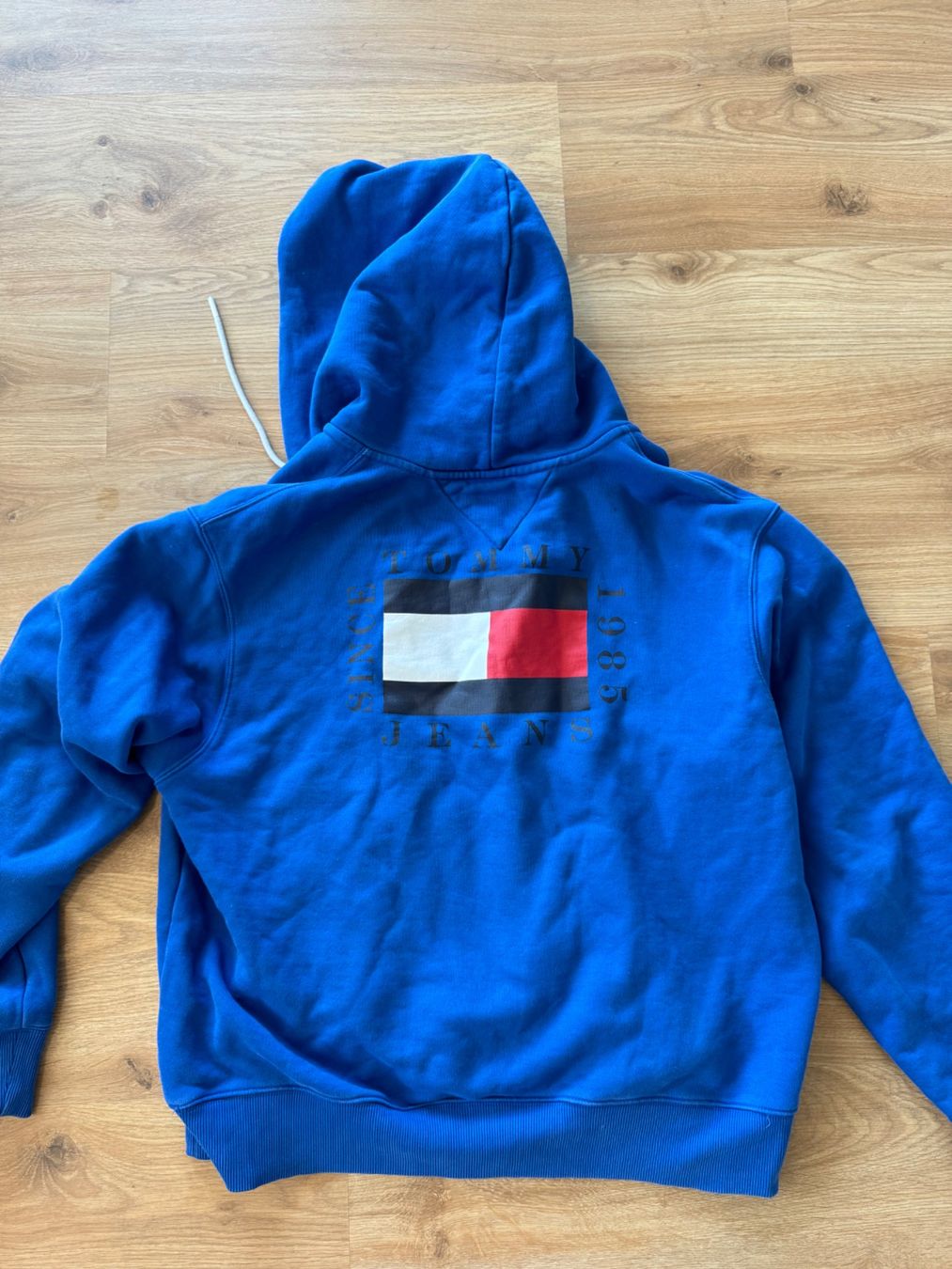 Tommy Hilfiger Maglioni & Felpe: Tommy Hilfiger 2XL – Usato da Rickenbach b. Wil venduto da rvi_k7zb 1