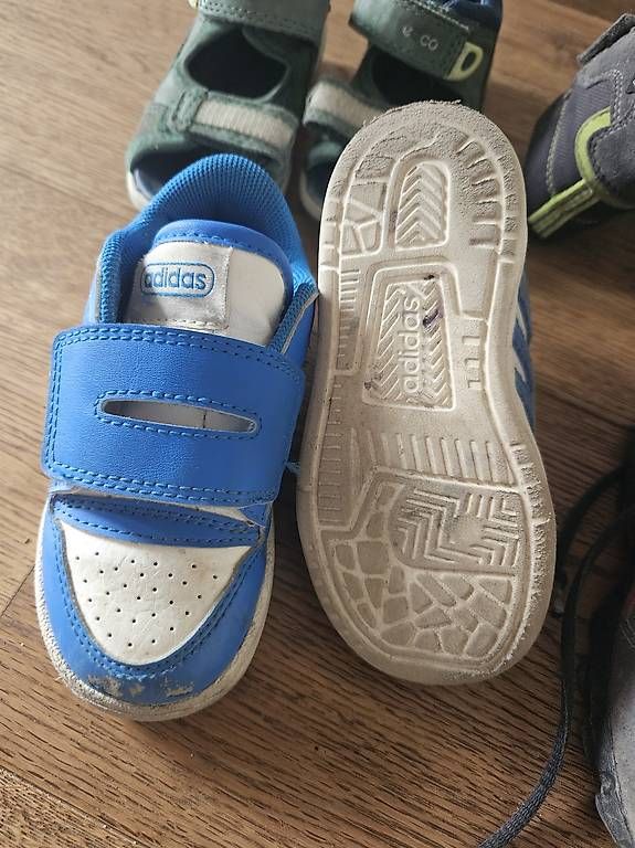 Chaussures garçon: Schuhset 23  – D'occasion à Kiesen par Marie34 3
