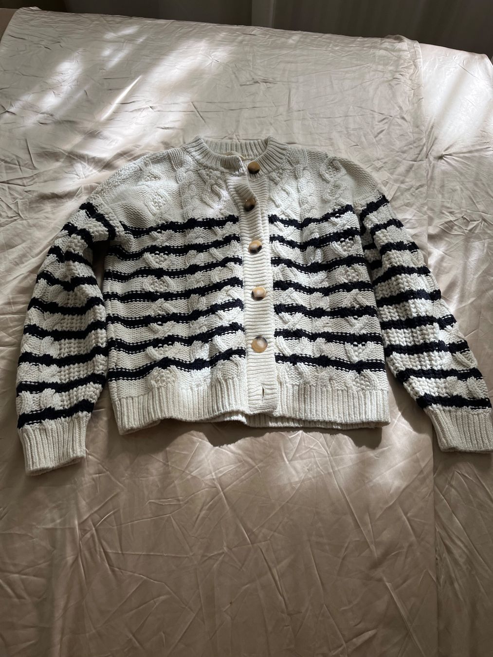 Sezane Gilets & Westen: Cardigan Sean Sézane S – Gebraucht aus Zürich von ale_5cyj 1