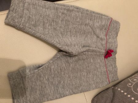 Pantalon bébé fille t62 neuf