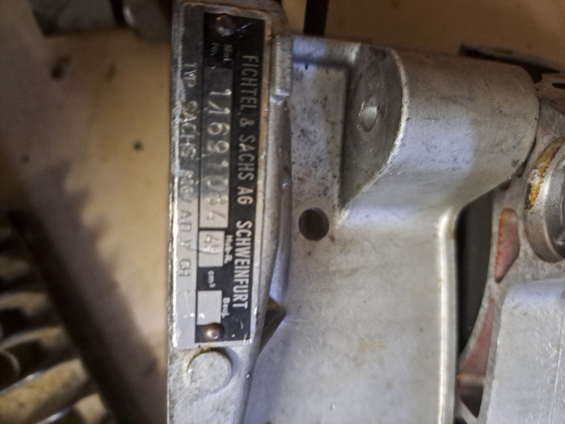 Sachs Ciclomotori: Sachs 503 Automat Gehäusehälfte – Usato da meiringen venduto da moto30 1