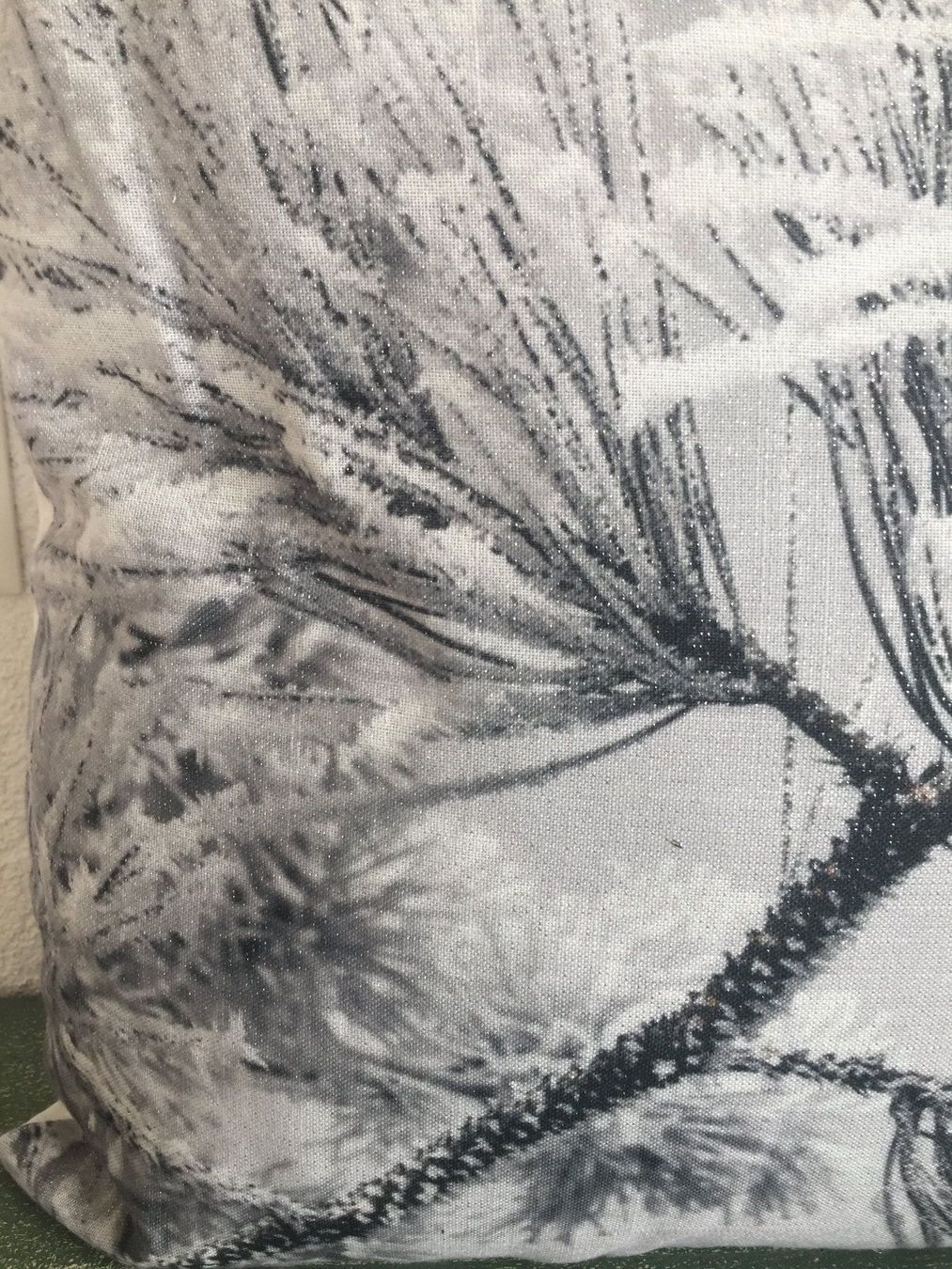 Kissen: Neuware Sofa Kissen mit Reisverschluss – Gebraucht aus Kirchdorf AG von coco123 2