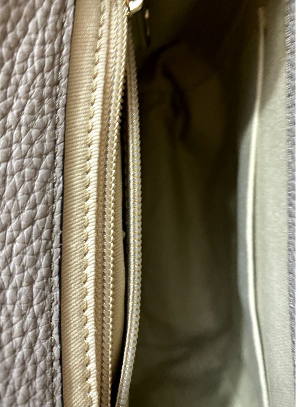 Bally Zaini: BALLY Eleganter Rucksack aus Leder.Taupe – Nuovo e nell'imballaggio originale da Volketswil venduto da praxis12 4