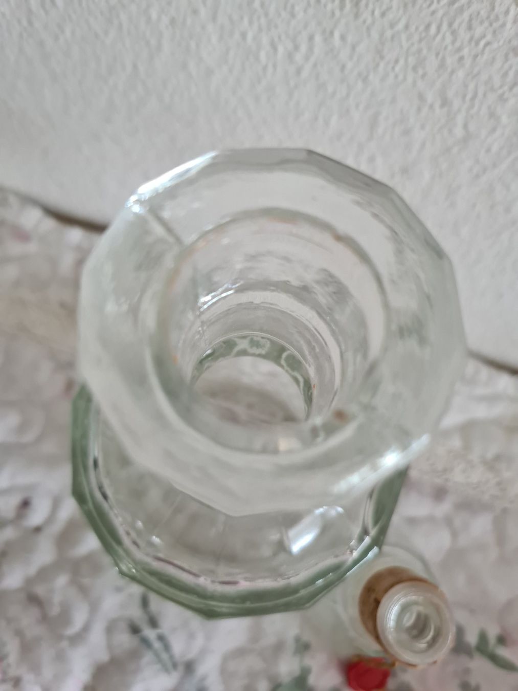 Caraffe: Antike Glaskaraffe 27 cm hoch mit Siegel – Usato da Winterthur venduto da bibummi 6