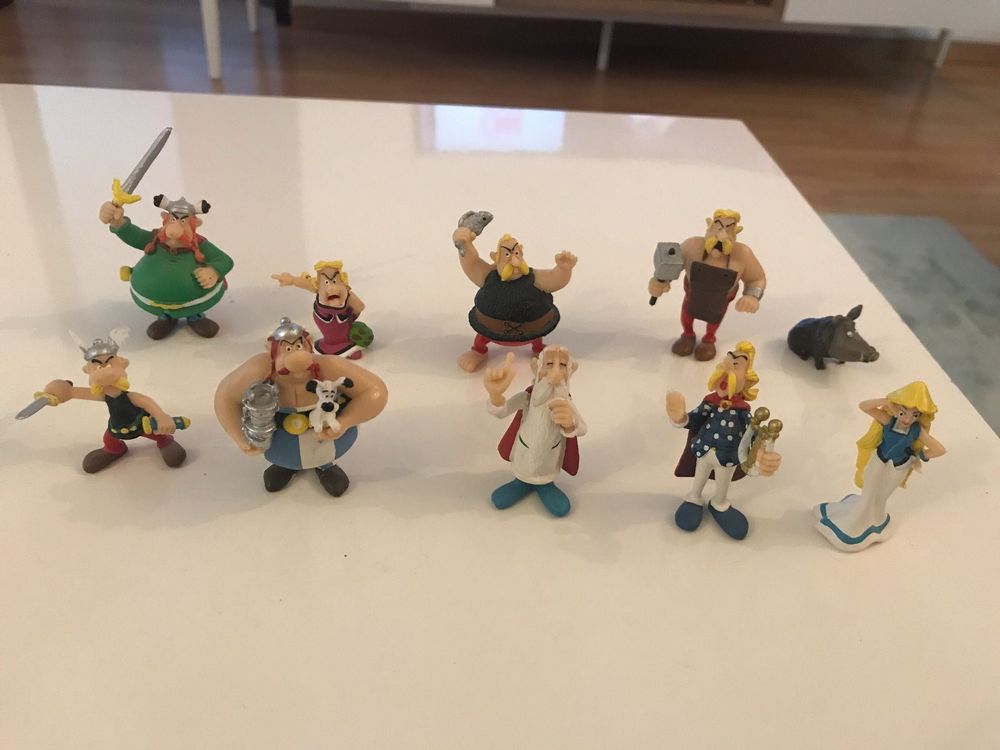Lot De 7 Figurines Betty Boop En Résine – Série Collection – Très Bon état