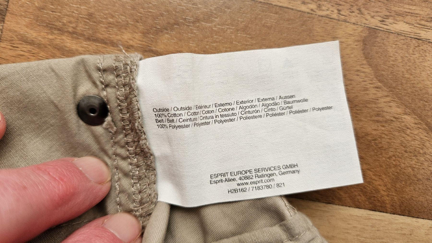 Esprit Pantaloni: Esprit Hose beige mit Gürtel, Grösse 34, neu – Nuovo (secondo la descrizione) da Schmitten / FR venduto da Gumispvc 3