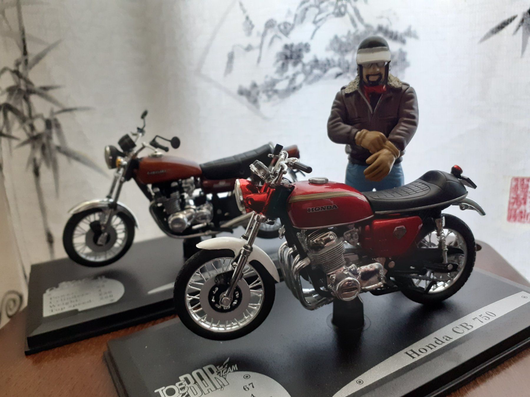 Kit di modellismo & Modellini statici: Solido Modelle 1:18 Joe Bar Team – Usato da Zürich venduto da Crocuda 2