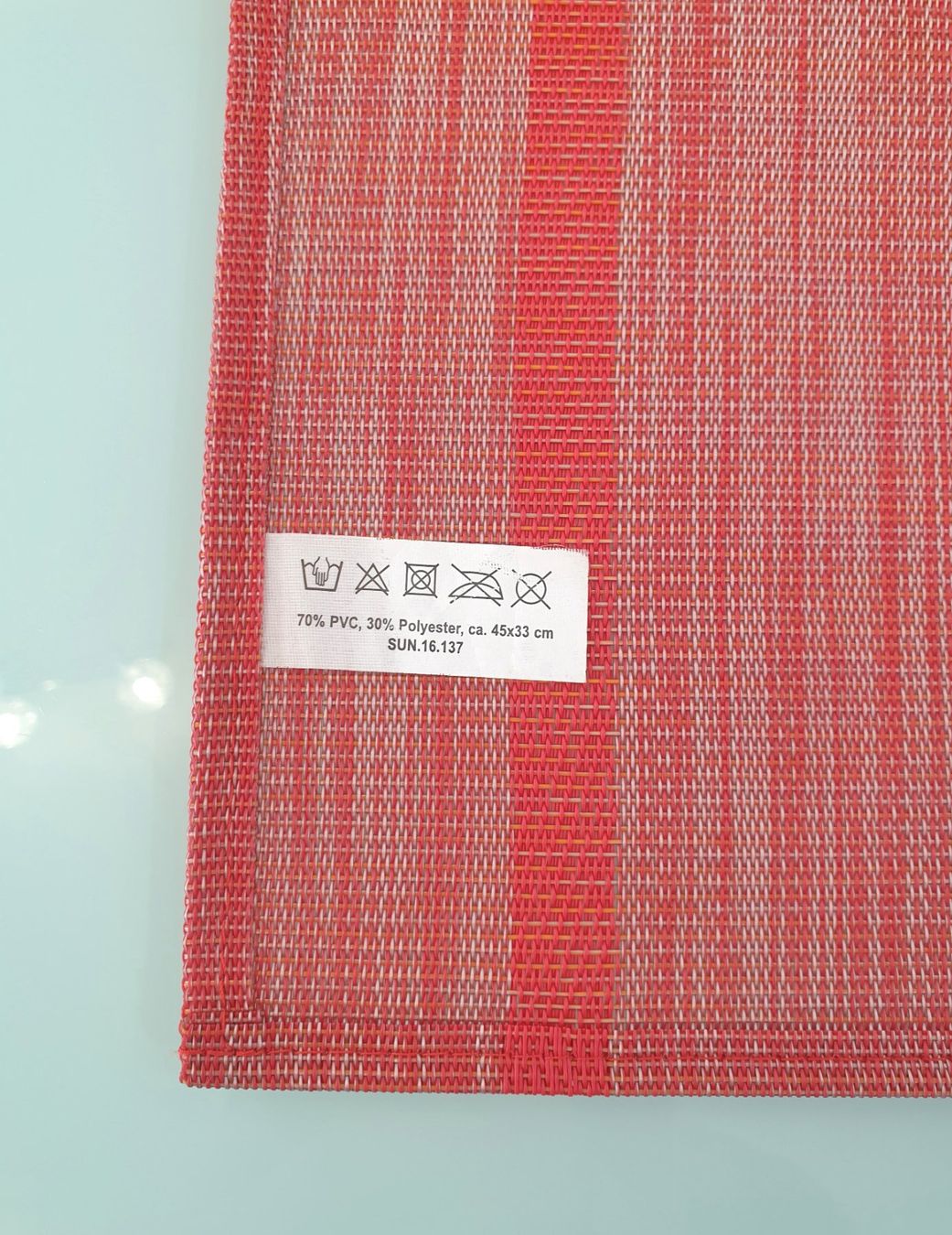 Set di tavolo e panche: 6x Tischset / Tischunterlage rot 45x33 cm – Nuovo (secondo la descrizione) da Oetwil an der Limmat venduto da dhantal 3