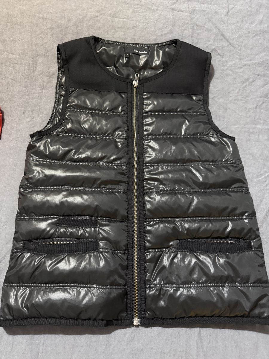 Kooples Gilet & Giacche senza maniche: Daunenweste von Kooples – Nuovo (secondo la descrizione) da Neerach venduto da the_modern_mini