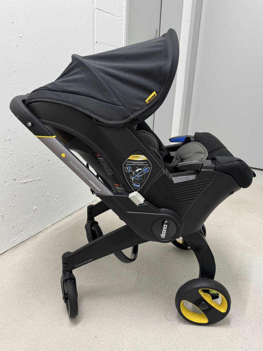 Doona Sièges auto: Doona Car Seat & Stroller + Isofix Base Bundle – Neuf (Voir description) à Luzern par lor_y6tg
