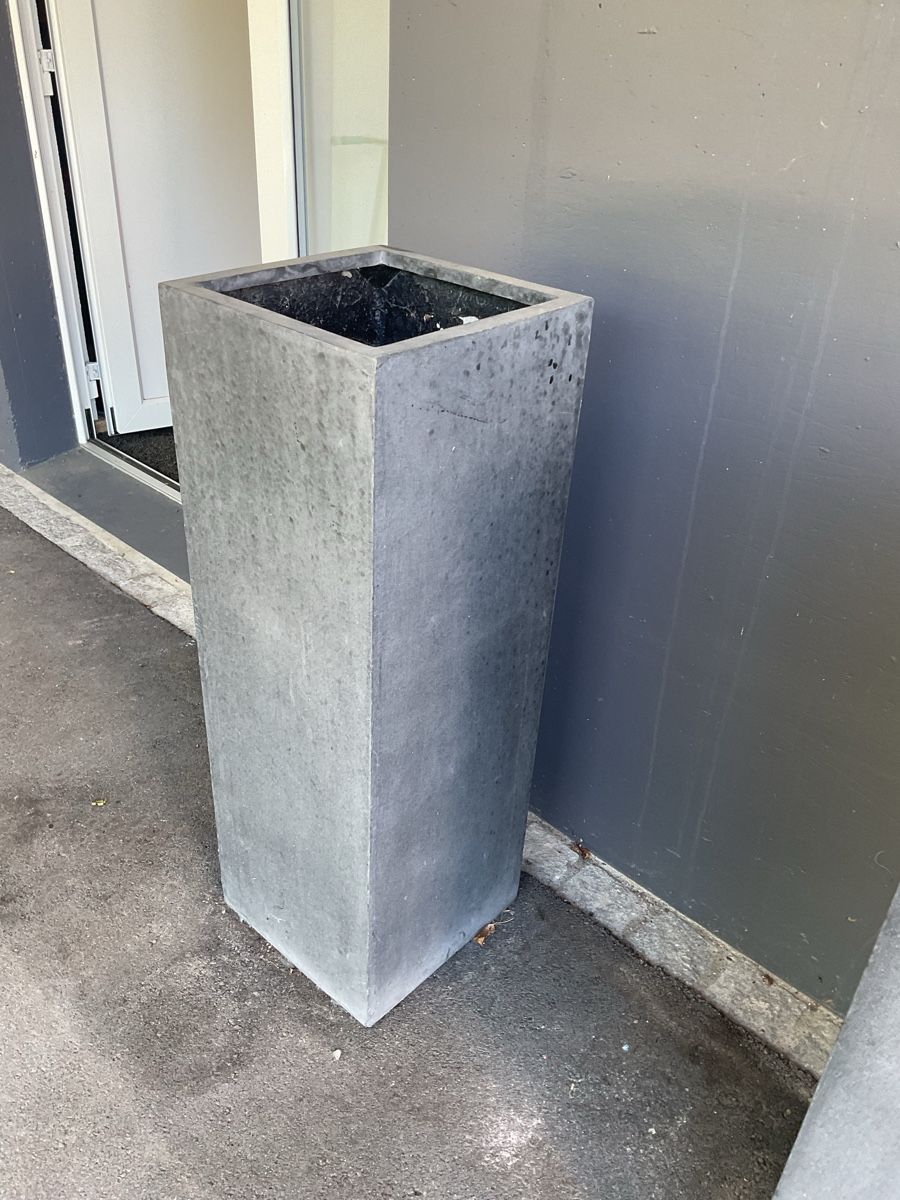 Pots de fleurs: 2x  Blumenkübel rechteckig  – D'occasion à Frasnacht par hei_t6dl 3
