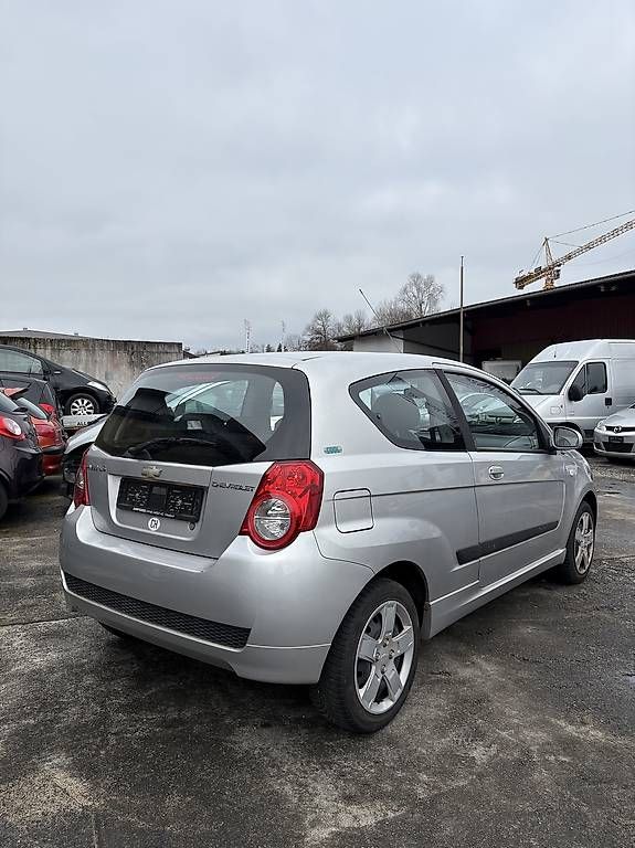 Automobili: Chevrolet Aveo 1.2 – Usato da Inwil venduto da den_9v6n 2