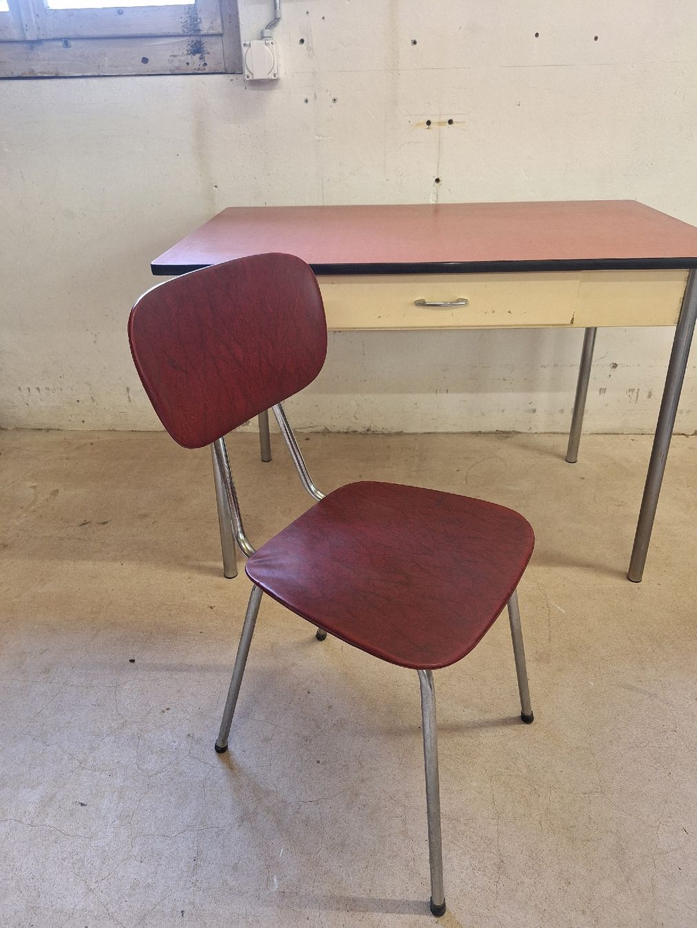 Tische: Kelko Retro Tisch mit Stuhl – Gebraucht aus Urtenen-Schönbühl von Atelier21_bern 1