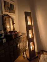 Einzigartige Stehlampe aus Holz mit 3 Leuchten