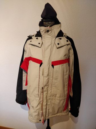 Winterjacke Damen S inkl. Gesichtsschutz
