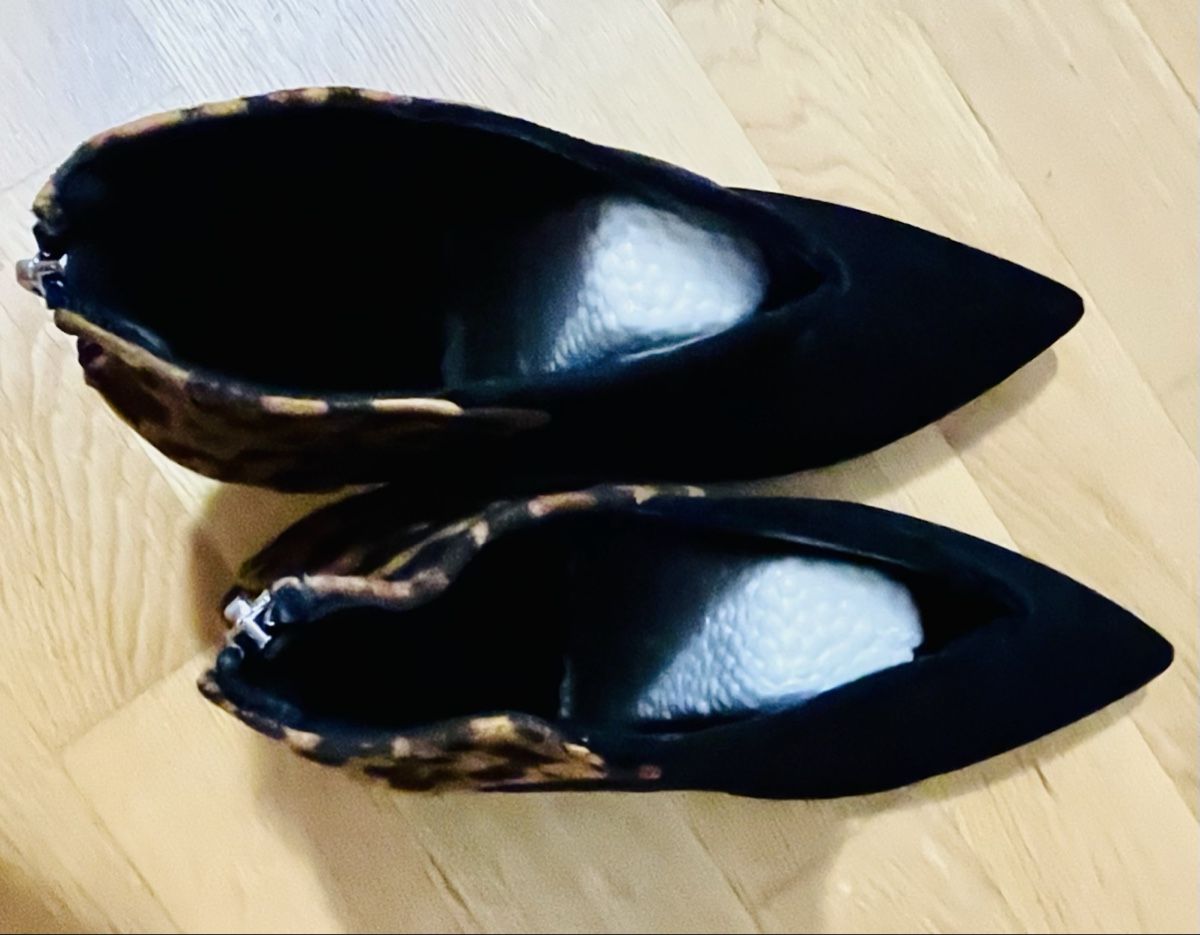 Scarpe da donna: Schicke Leo-Stiefeletten mit Absatz, Gr. 41 – Nuovo (secondo la descrizione) da Gränichen venduto da RetoLexi 2