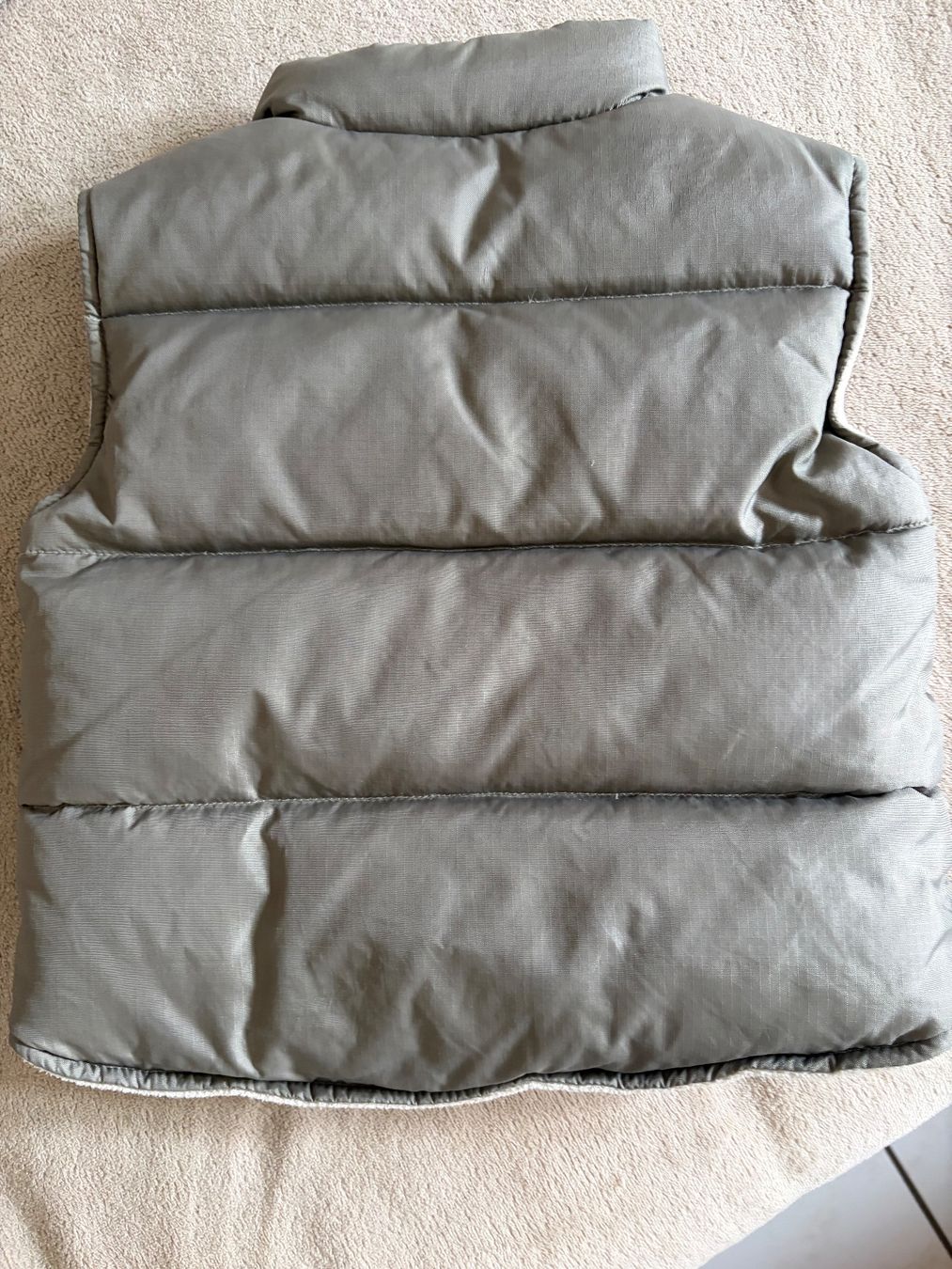 Sonstige Kleidung: Gilet réversible t.80 – Gebraucht aus Liddes von Couik 1
