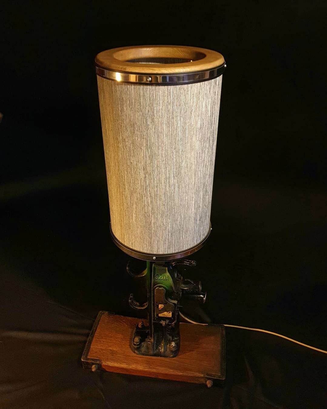Lampade: High-End Deko Leuchte, Handarbeit – Nuovo e nell'imballaggio originale da Lohn-Ammannsegg venduto da leuepeach 1