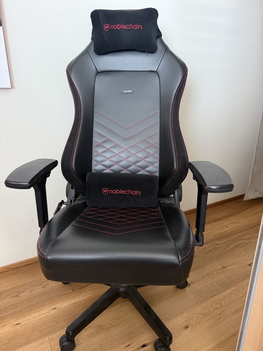 Noblechairs Sedie: noblechairs Hero – Usato da Wolfhausen venduto da Driver016