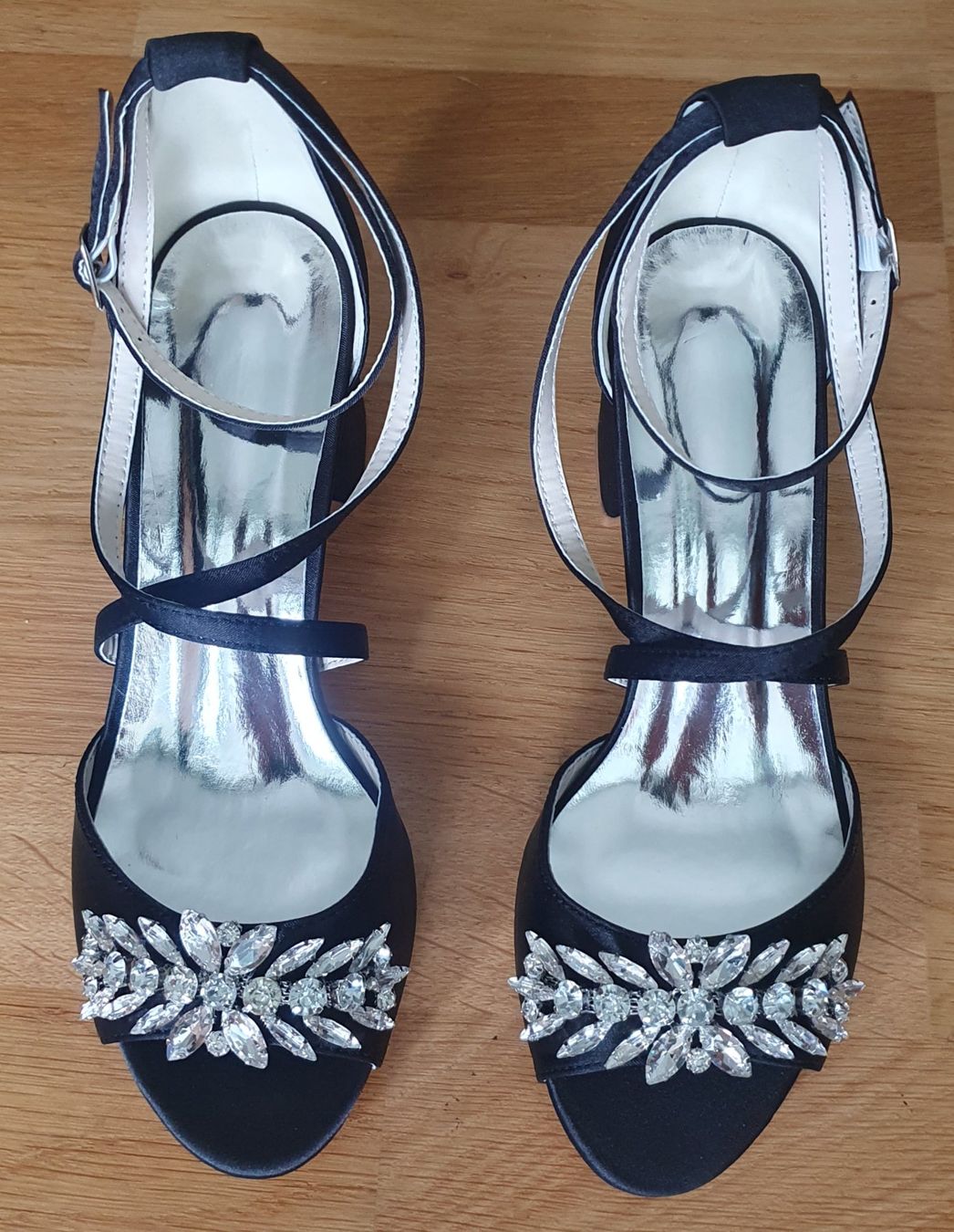 Scarpe da donna: Sandales - Taille 36 -  Neuves – Usato da Court venduto da Jovi2 1