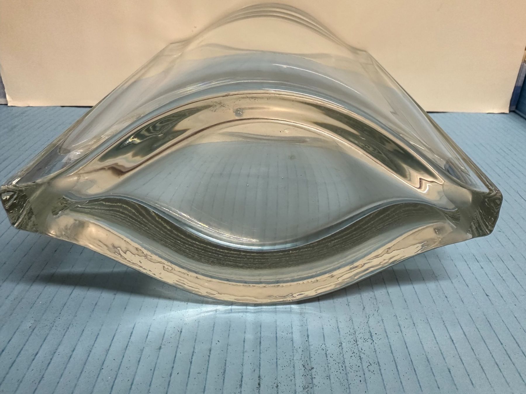 Vasi & Recipienti: Vase en verre transparent asymétrique – Usato da Lausanne venduto da gio_vintage17 4