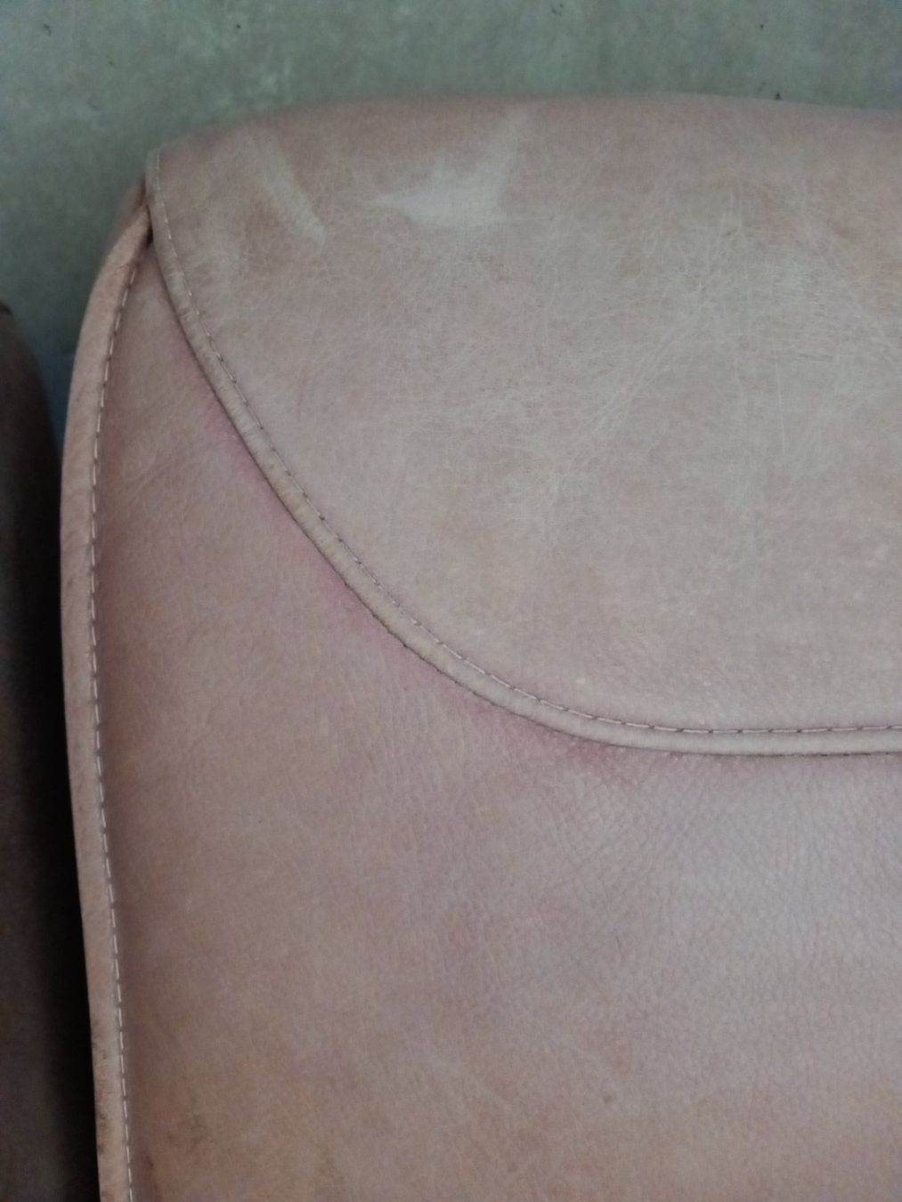Interio Divani: Eckledersofa inkl. Hocker von Interio aus Büffelleder – Usato da Sissach venduto da Schuulie 5