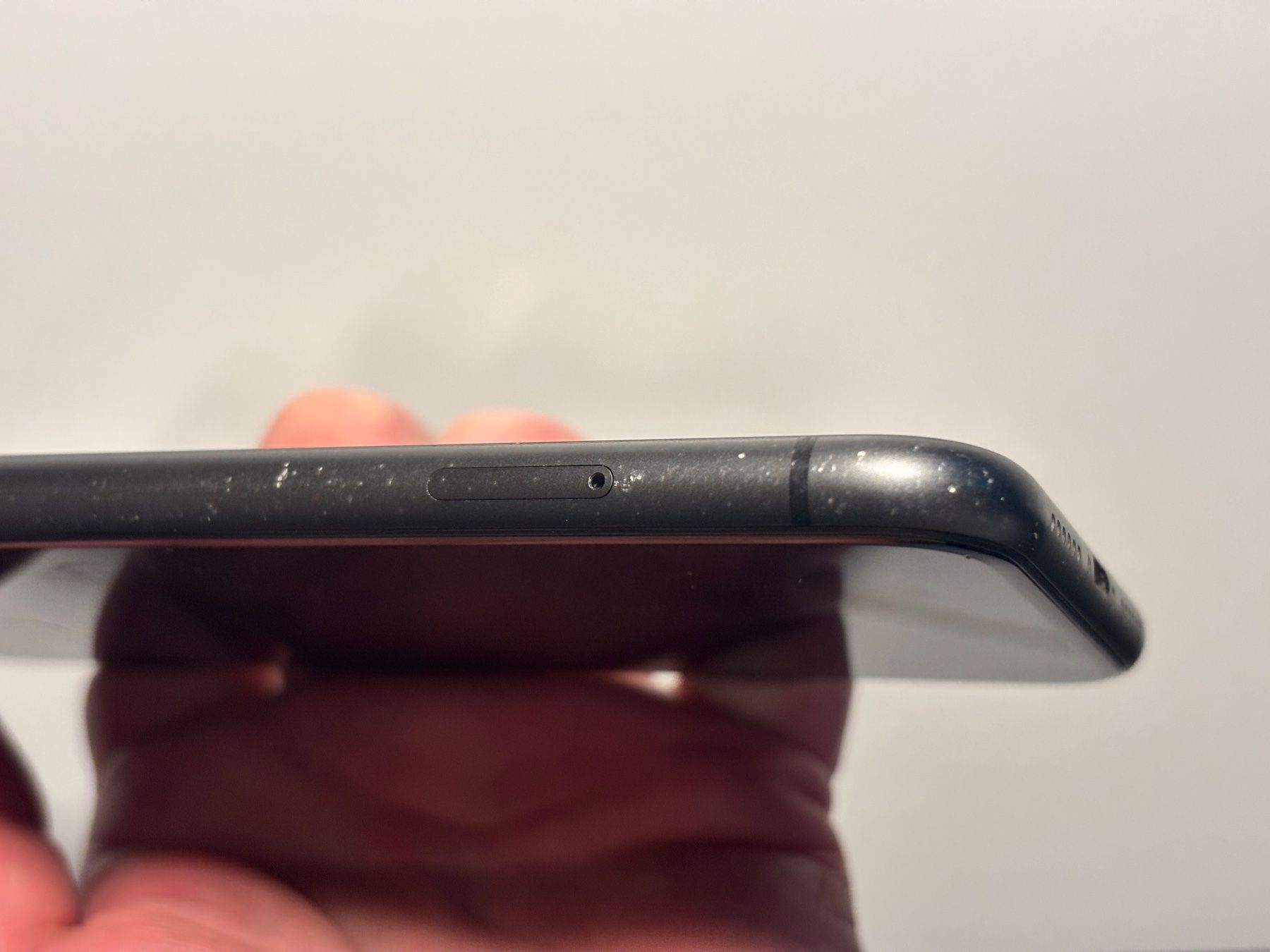 Apple Telefoni cellulari / Smartphones: Schönes iPhone 11 - ohne wirkliche Mängel – Usato da Dietikon venduto da Matheis12 4
