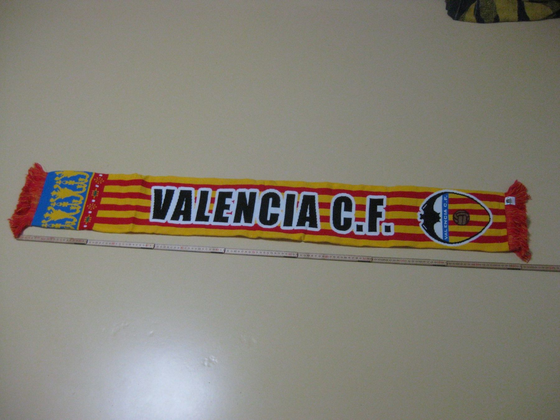 Foulard & Sciarpe: Fussball Schaal Spanien VALENCIA C:F: – Nuovo (secondo la descrizione) da Münchenbuchsee venduto da neuwertig-gespart