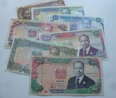 Lot ++ Sammlung von 7 Stück alte Banknoten aus Kenia