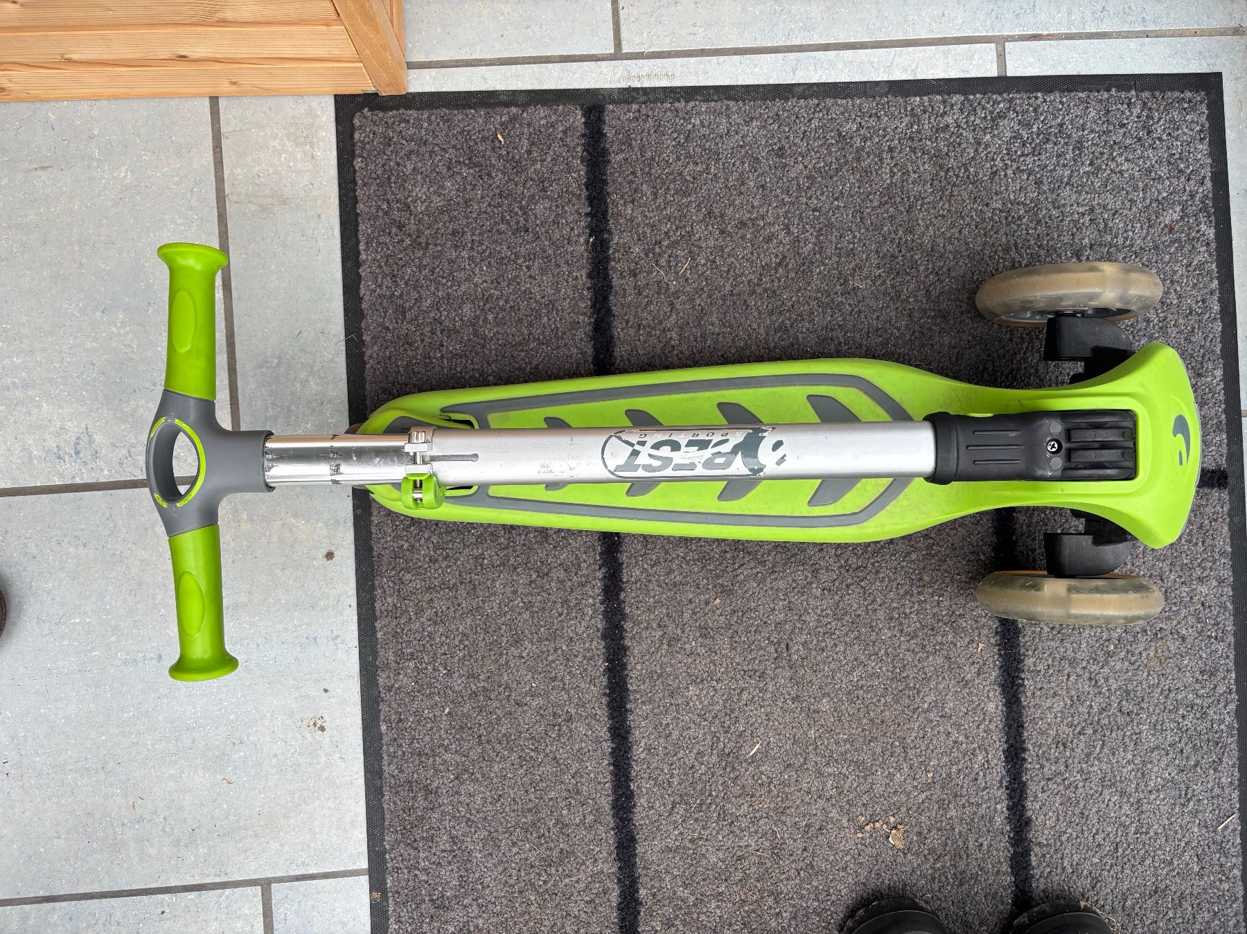 Veicoli per bambini: Trotti Kinder – Usato da Bubendorf venduto da domino.25 2