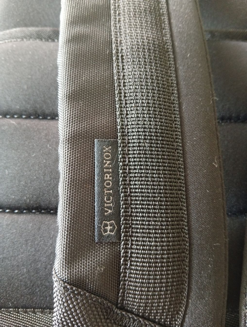 Victorinox Sacs à dos: Victorinox Laptop Rucksack Neu – Neuf avec emballage d'origine à Zürich par kin_5jm2 2