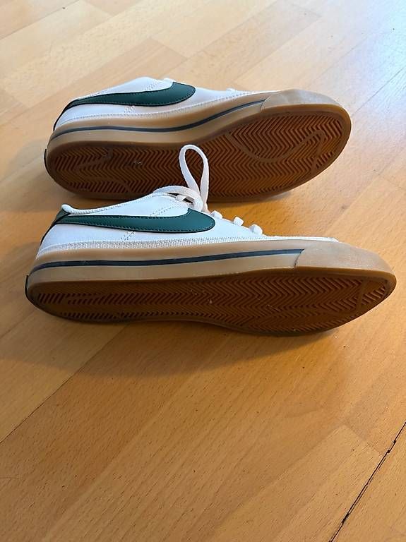 Herrenschuhe: Nike Sneakers – Gebraucht aus Zürich von lolab 1