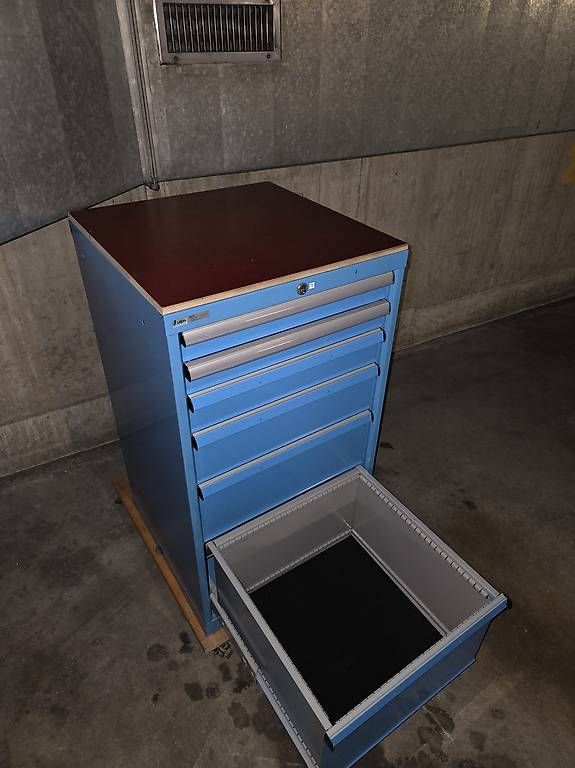 Armadi: Lista Schrank – Usato da Solothurn venduto da ant_r5xk 1