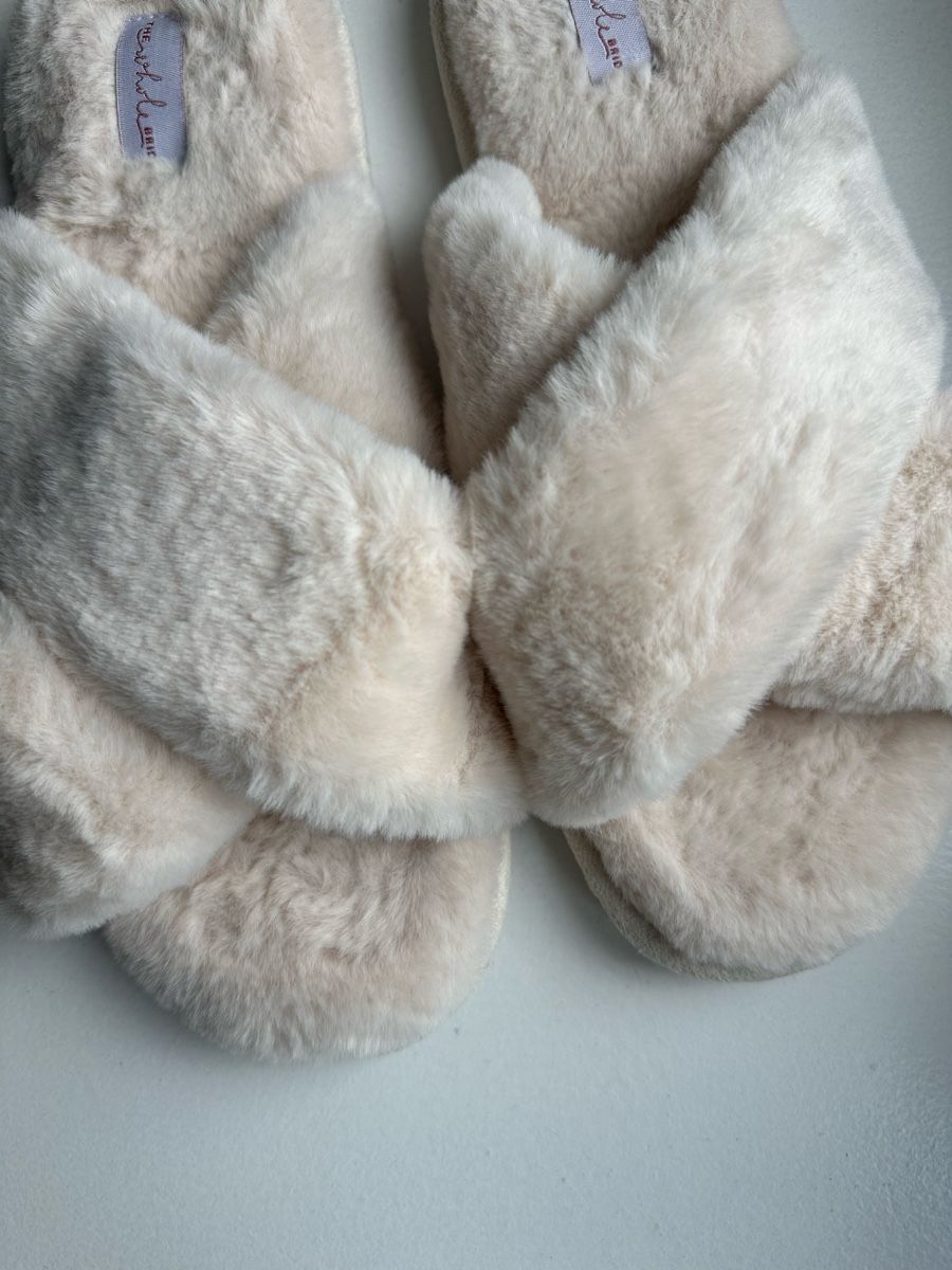 Scarpe da donna: Warm ecru white / beige house shoes – Nuovo (secondo la descrizione) da Uster venduto da Monika_OB 4