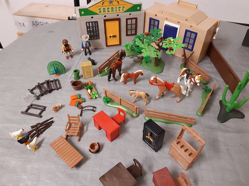 Jouets: Playmobil Sheriff – D'occasion à Rüfenacht par furka45