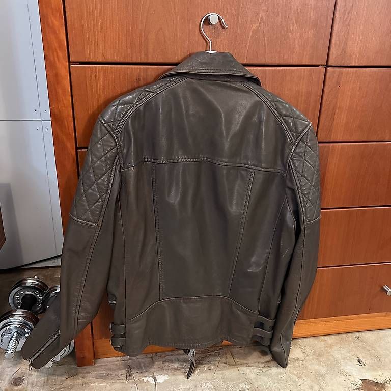 Vestes: Allsaints Lederjacke Grösse S – D'occasion à Untersiggenthal par fromtheBarrio 1