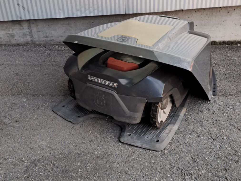 Husqvarna Tagliaerba: Husqvarna Automower 420 – Usato da Flums venduto da BartholetFlumsAG 2